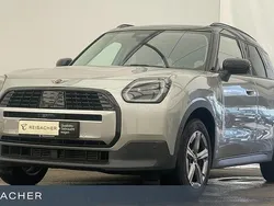 Melting silver iii Gebraucht 2024 Mini Cooper Countryman SUV | 34.990 € (Superpreis)