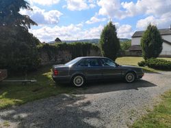 Grau Gebraucht 1989 Audi V8 Limousine | 6.900 €