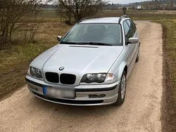 Silber Gebraucht 2001 BMW 318 Kombi | 3.299 €