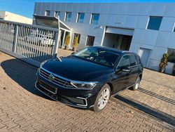 Schwarz Gebraucht 2022 VW Passat GTE Limousine | 25.550 € (Fairer Preis)