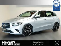 Iridiumsilber Gebraucht 2023 Mercedes B250 Progressive Van / Kleinbus | 34.900 € (Guter Preis)