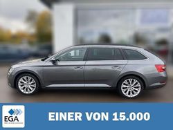 Grau metallic Gebraucht 2022 Skoda Superb Kombi | 31.020 € (Teuer)