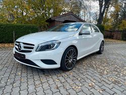 Weiß Gebraucht 2015 Mercedes A180 Limousine | 11.900 € (Fairer Preis)