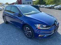 Blau Gebraucht 2018 VW Golf VII Join Limousine | 16.990 € (Guter Preis)