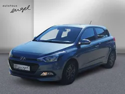 Blau Gebraucht 2017 Hyundai i20 YES! Kleinwagen | 9.489 € (Fairer Preis)
