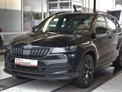 Schwarzmagic perleffekt Gebraucht 2021 Skoda Karoq SportLine SUV | 26.700 € (Fairer Preis)