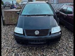 Schwarz Gebraucht 2001 VW Sharan Highline Van / Kleinbus | 800 € (Superpreis)