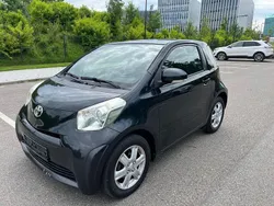 Schwarz Gebraucht 2009 Toyota iQ Kleinwagen | 2.600 € (Etwas zu teuer)