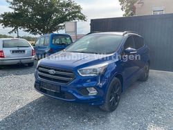 Blau Gebraucht 2017 Ford Kuga ST-Line SUV | 17.990 €