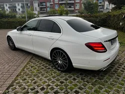 Weiß Gebraucht 2018 Mercedes E200 AMG Limousine | 21.799 € (Fairer Preis)