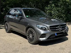 Grau Gebraucht 2018 Mercedes GLC250 SUV | 29.500 € (Fairer Preis)