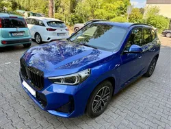 Portimao blau metallic Gebraucht 2023 BMW X1 M Sport SUV | 35.990 € (Guter Preis)