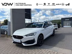 Candy weiß Gebraucht 2021 Cupra Leon Kombi | 22.880 € (Fairer Preis)