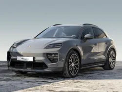 Grau Gebraucht 2025 Porsche Macan SUV | 93.900 €