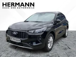 Agate black metallic (pn4gm) Gebraucht 2024 Ford Kuga Titanium SUV | 37.556 € (Superpreis)