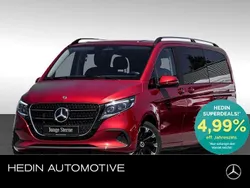 Rot Gebraucht 2024 Mercedes V250 Style Van / Kleinbus | 68.455 € (Fairer Preis)