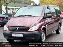 Rot Gebraucht 2010 Mercedes Vito Van / Kleinbus | 4.799 € (Fairer Preis)