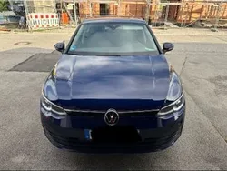 Blau Gebraucht 2022 VW Golf VIII Limousine | 18.999 € (Superpreis)