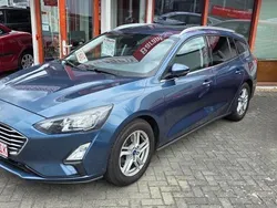 Blau Gebraucht 2020 Ford Focus Kombi | 14.999 € (Fairer Preis)