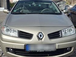 Gold Gebraucht 2007 Renault Mégane Cabriolet Cabrio | 3.500 € (Teuer)