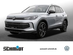 Oyster silver metallic Gebraucht 2024 VW Tiguan Goal SUV | 41.850 € (Superpreis)