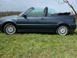 Grau Gebraucht 2002 VW Golf Cabriolet Highline Cabrio | 4.500 € (Etwas zu teuer)