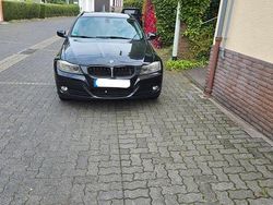Schwarz Gebraucht 2011 BMW 320 Performance Kombi | 6.000 € (Guter Preis)