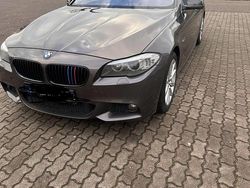 Braun Gebraucht 2011 BMW 520 M Sport Kombi | 8.800 €