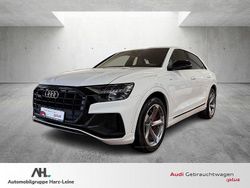 Weiß Gebraucht 2021 Audi Q8 S-Line SUV | 61.440 € (Etwas zu teuer)