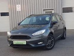 Grau Gebraucht 2016 Ford Focus Limousine | 8.550 € (Guter Preis)