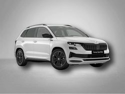 Velvet rot metallic Neu 2025 Skoda Karoq SportLine SUV | 41.690 € (Fairer Preis)