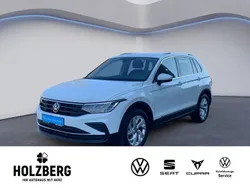 Pure white Gebraucht 2023 VW Tiguan Move SUV | 25.490 € (Superpreis)