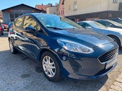 Blau Gebraucht 2019 Ford Fiesta Trend Kleinwagen | 9.895 € (Etwas zu teuer)