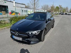 Schwarz Gebraucht 2020 Mercedes CLA220 Shooting Brake AMG Kombi | 27.990 € (Fairer Preis)