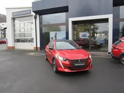 Elixir rot Gebraucht 2020 Peugeot e-208 GT Kleinwagen | 19.990 € (Teuer)