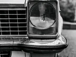 Weiß Gebraucht 1970 Opel Diplomat Limousine | 19.900 €
