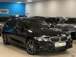 Schwarz Gebraucht 2022 BMW 330e Sport Line Limousine | 25.297 € (Superpreis)