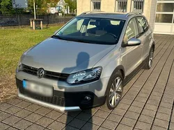 Beige Gebraucht 2011 VW Polo Cross Kleinwagen | 8.600 € (Fairer Preis)