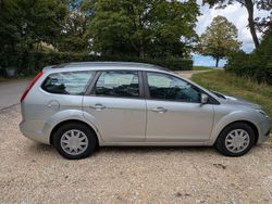 Silber Gebraucht 2009 Ford Focus Kombi | 2.000 € (Guter Preis)