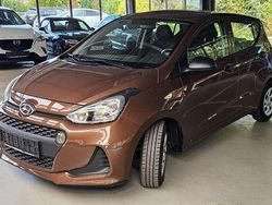 Cashmere brown Gebraucht 2019 Hyundai i10 Kleinwagen | 9.490 € (Fairer Preis)