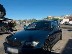 Blau Gebraucht 2003 BMW 318 Coupé | 3.200 € (Teuer)