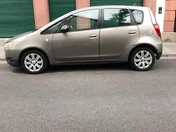 Grau Gebraucht 2009 Mitsubishi Colt Kleinwagen | 2.500 € (Guter Preis)