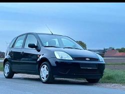 Blau Gebraucht 2007 Ford Fiesta Kleinwagen | 1.600 €