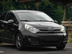 Schwarz Gebraucht 2012 Kia Rio Kleinwagen | 7.999 €