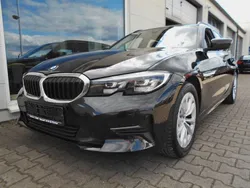Schwarz Gebraucht 2020 BMW 318 Kombi | 20.999 € (Guter Preis)