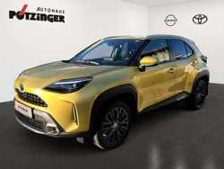 Warm gold metallic Gebraucht 2022 Toyota Yaris Cross SUV | 27.490 € (Etwas zu teuer)