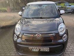 Grau Gebraucht 2013 Fiat 500L Living Van / Kleinbus | 5.750 € (Fairer Preis)
