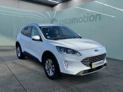 Weiß Gebraucht 2021 Ford Kuga Titanium SUV | 21.180 € (Guter Preis)