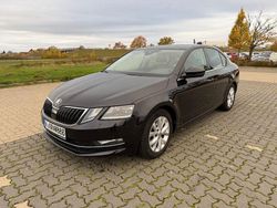 Schwarz Gebraucht 2017 Skoda Octavia Style Limousine | 10.790 € (Fairer Preis)