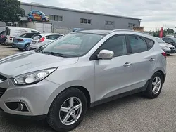 Silber Gebraucht 2011 Hyundai ix35 Premium SUV | 7.250 € (Guter Preis)